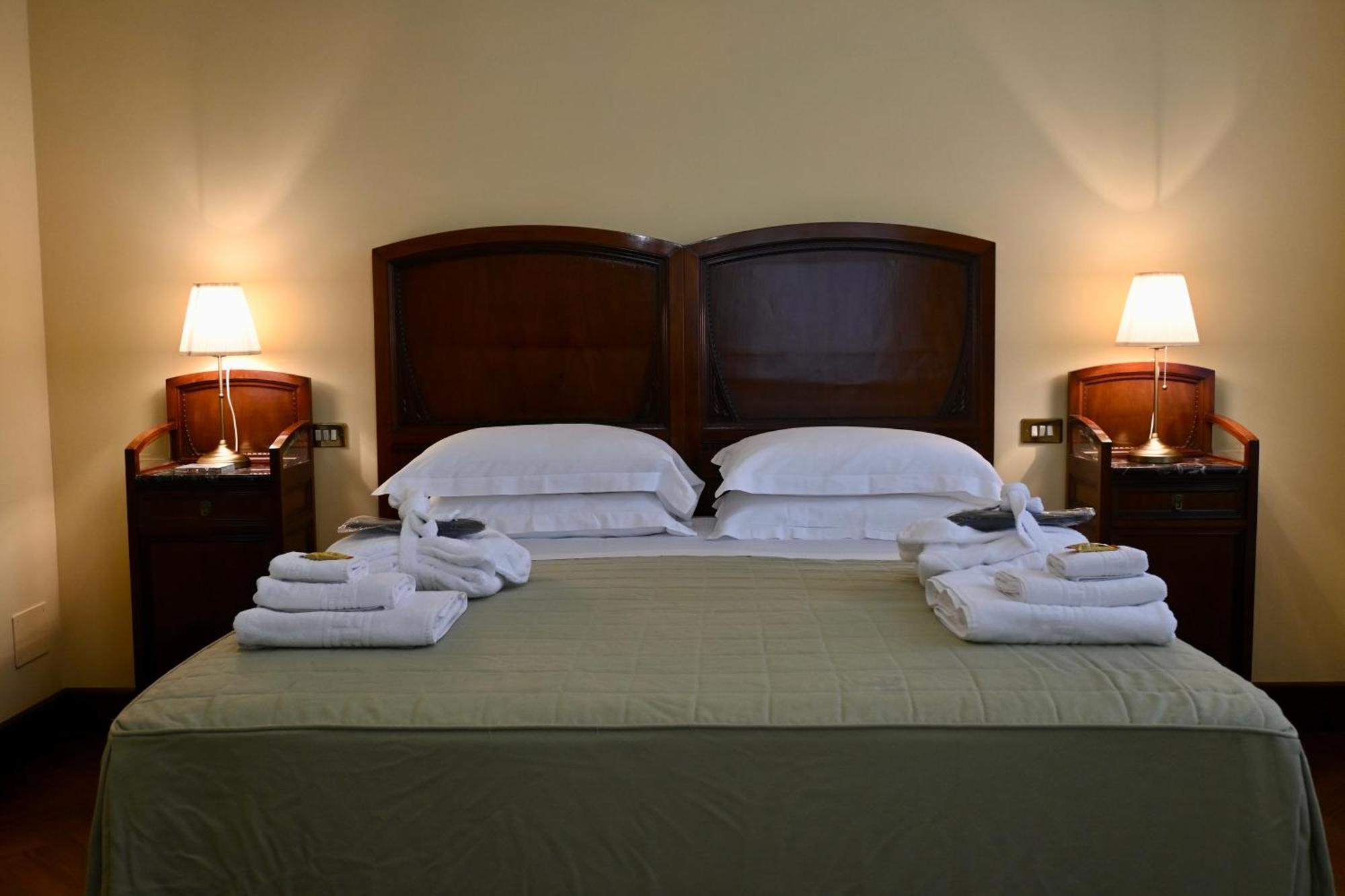 Casino Di Pragatto Bed and Breakfast Crespellano Exteriör bild